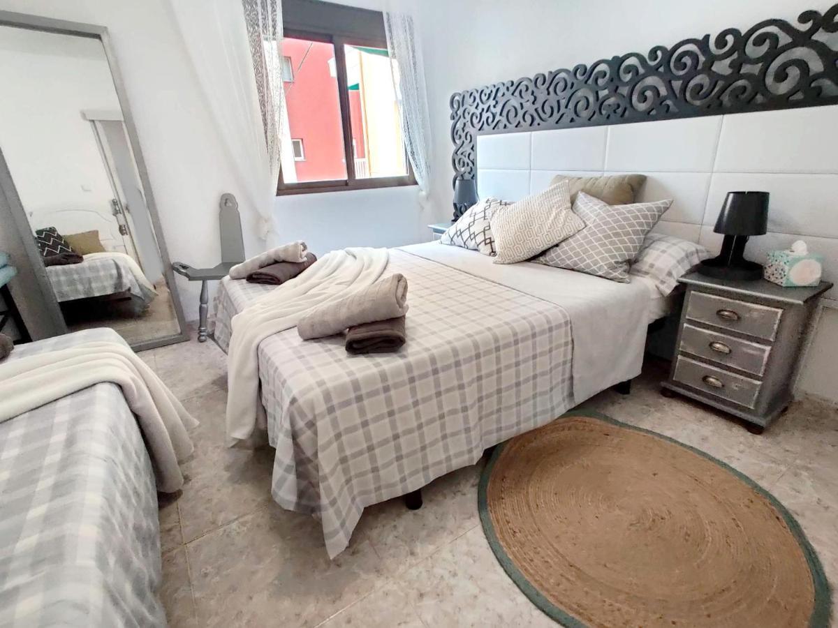 Apartament 100 M De Playa De Gandia 3 -4 Personas Parking Ascensor Екстер'єр фото